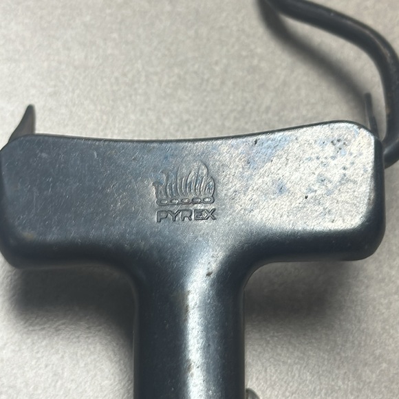 Pyrex Blue Coneflower sauce maker dish with lid and handle 1 quart - Picture 13 of 15